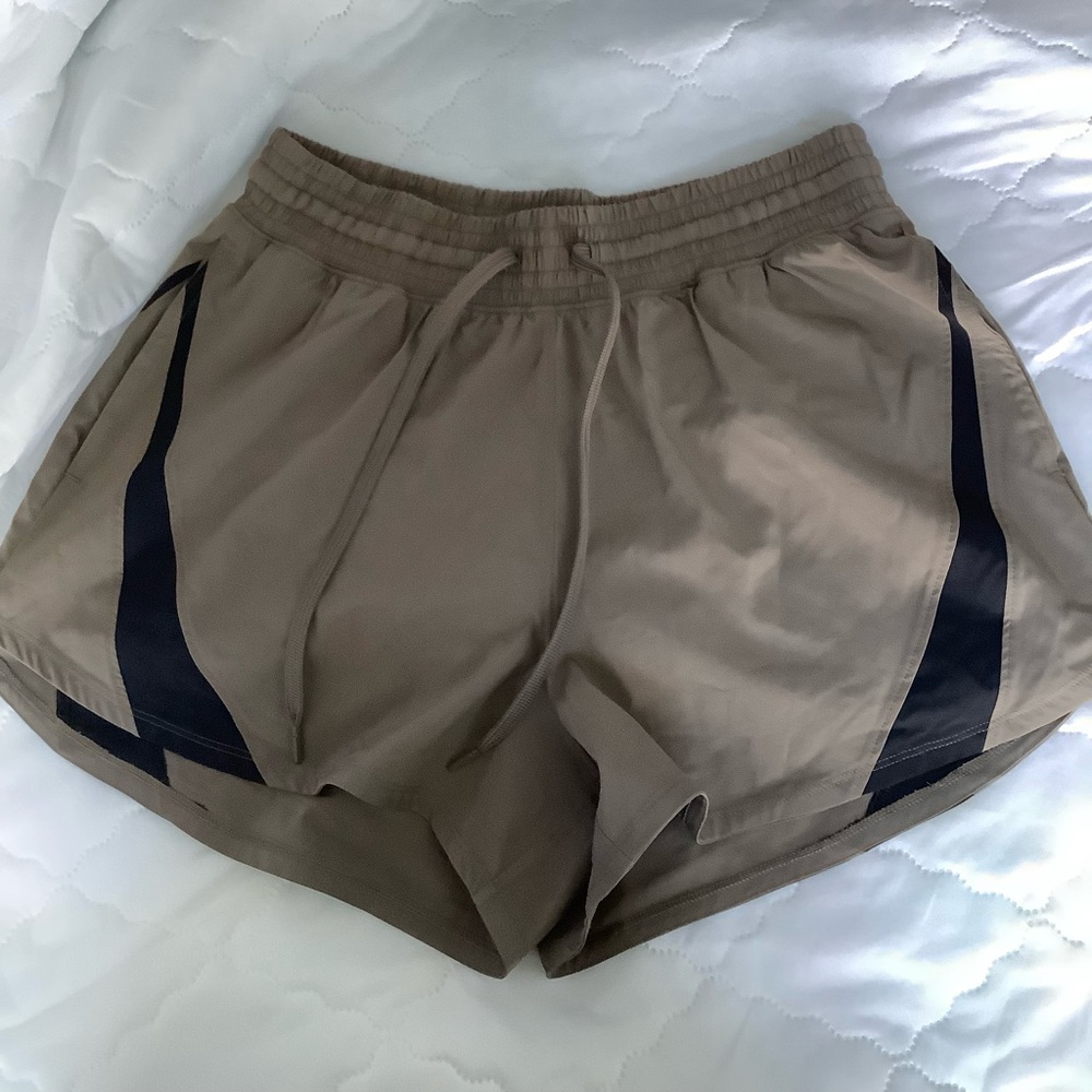 Women’s athletic short